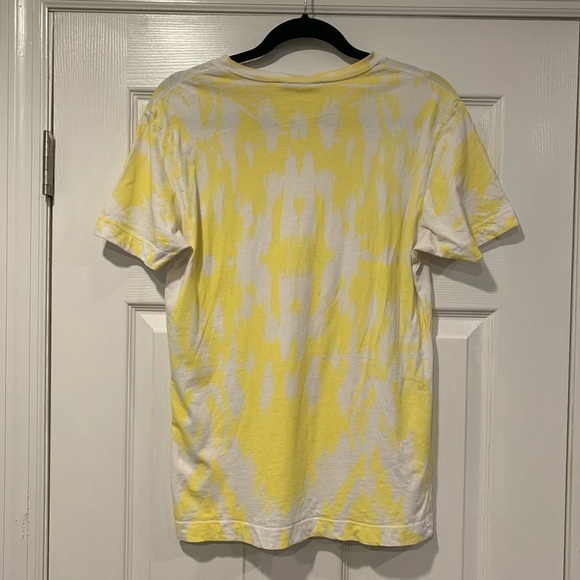 Pierre Balmain Yellow Graphic Crewneck Short Sleeve T-shirt - Picture 2 of 4